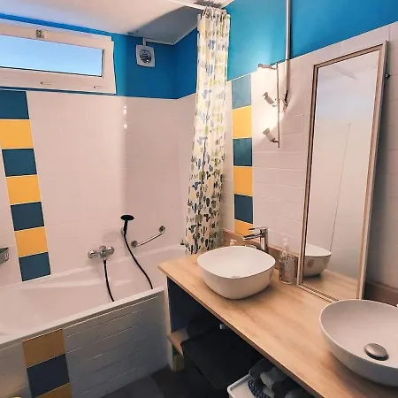 Apartment Privee Dans Partage - Calme - Lumineux - Proche Bordeaux F1-3 *